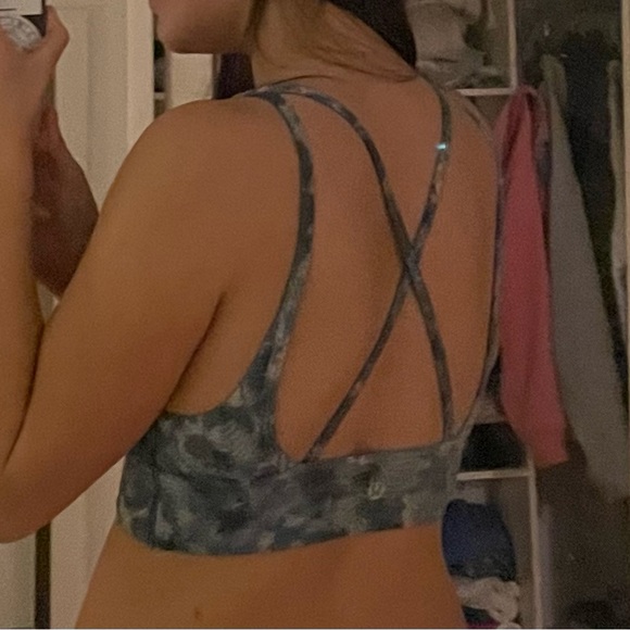 * Lululemon sports bra - Picture 2 of 3